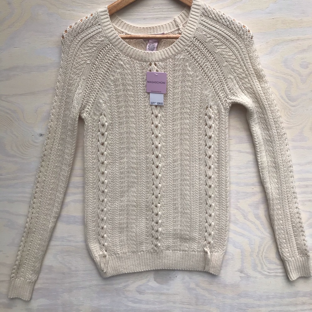 Magaschoni women’s ivory sweater size XS
